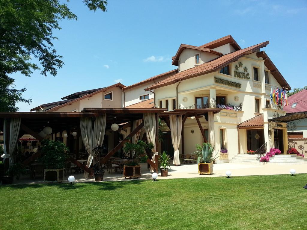 Hotel Parc Tecuci Luaran gambar